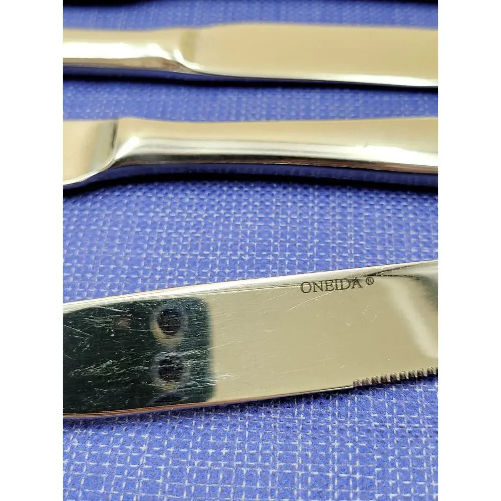 Oneida MOONCREST Stainless Dinner Knives Set of 4 Glossy Flatware